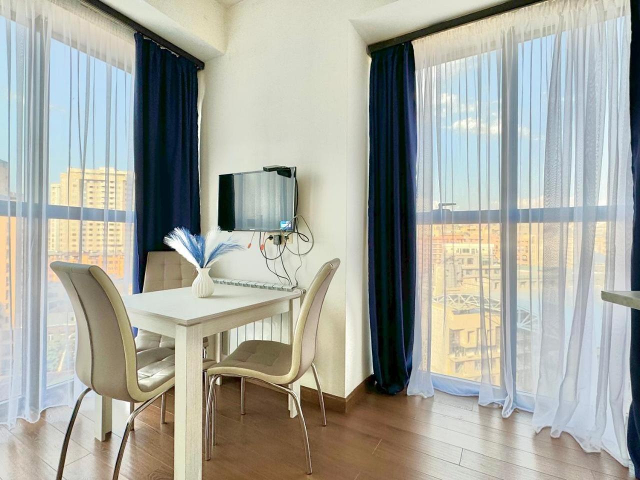 Ns Apartments In Yerevan City Centre エクステリア 写真
