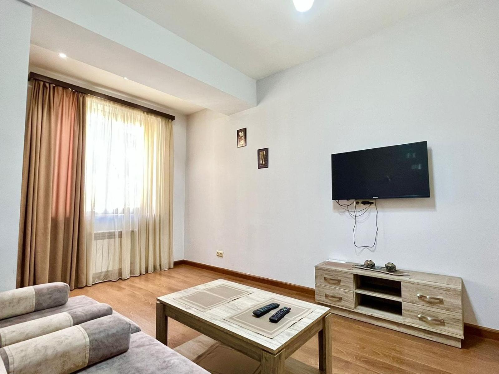 Ns Apartments In Yerevan City Centre エクステリア 写真
